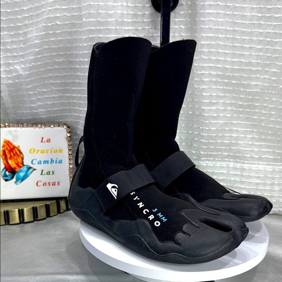 (C2)Quiksilver Syncro 3mm Black Neoprene Booties, size 5 women - Picture 2 of 16